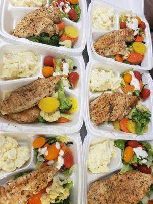 Box Lunches for any activities. We offer a variety of options.