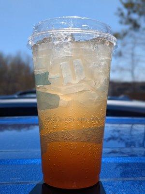 Large sparkling peach black tea