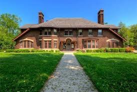 Henn Mansion