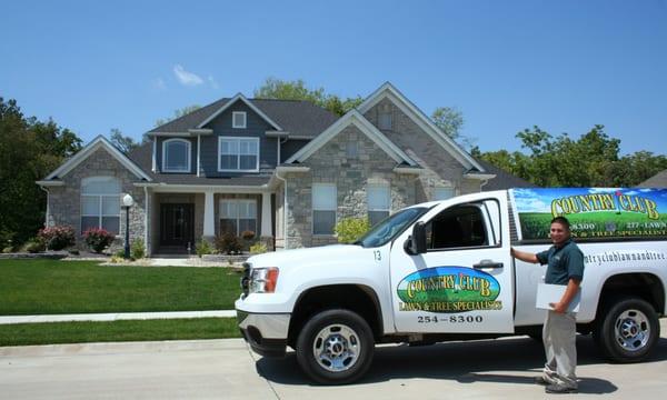 Country Club Lawn & Tree Specialists