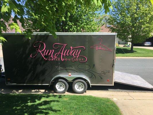 RunAway Mobile Boutique