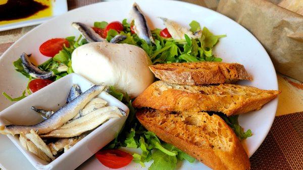 Salad with sardines