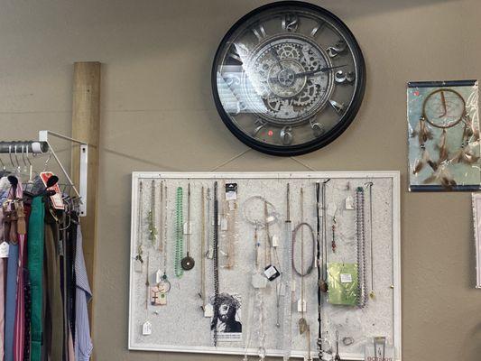 Necklace and clock.