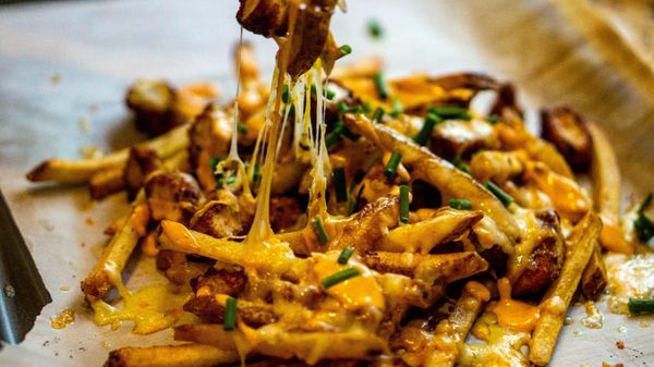 Honey Mustard Chicken Cheddar Fries