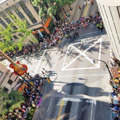 View from 6th floor garage for Dragon Con parade 2019