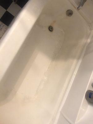 Tub wasn't even wiped! Not even talking about actually cleaning it- wasn't even wiped!