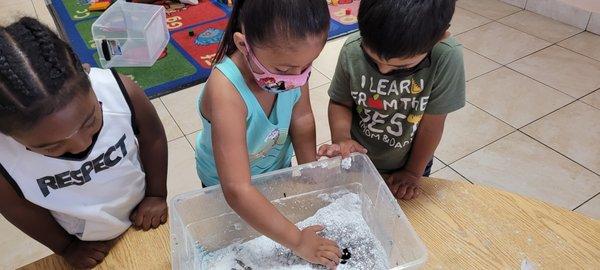 Moon Rocks! Explore Space  @ Joyland Preschool 562-863-9960