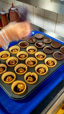 Organic Raw Vegan Chocolate Almond Butter Cups!