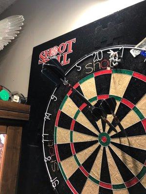 Dartboard and darts with Robin Hood