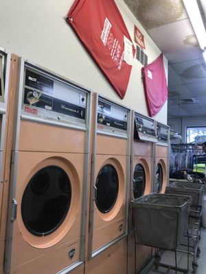 Oak Street Laundromat