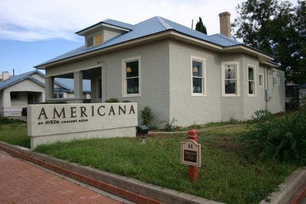 Americana, as seen from W. Avenue E and N. 7th St.