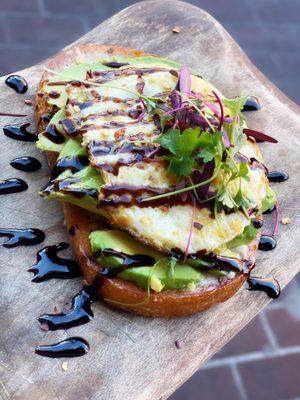 Avocado Toast with Fried Egg and Balsamic Glaze