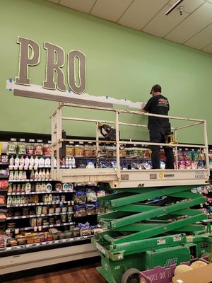 Painting Food Lion, Professional Painting!