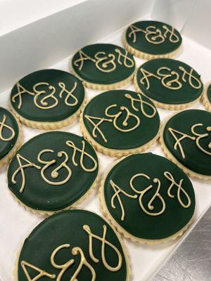 Custom engagement shortbreads