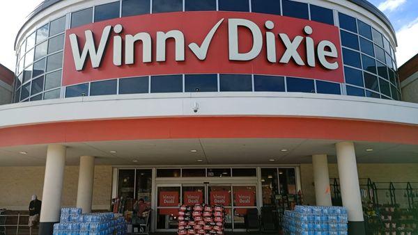 same winn dixie from a similar view