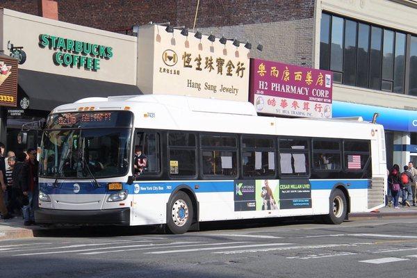 Q20B Bus