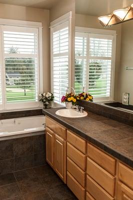 tile counter top and tub surround