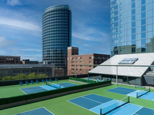 RoofTop Pickleball courts