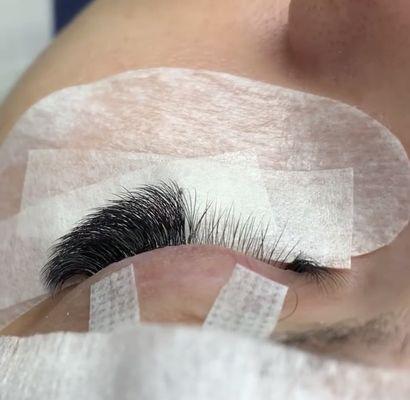 Volume lashes is the best option for thin and short lashes