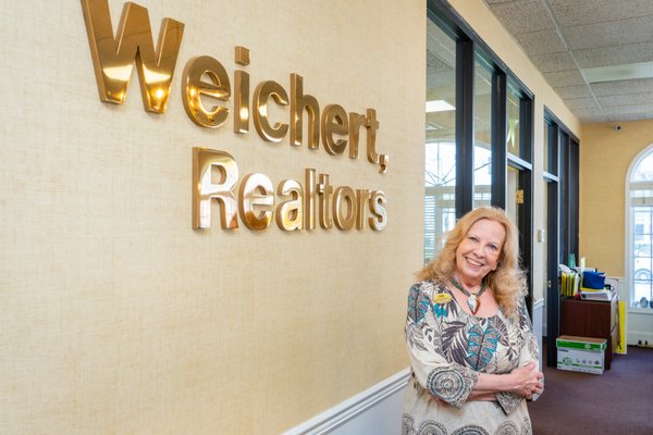 Norma Kania- Weichert Realtors