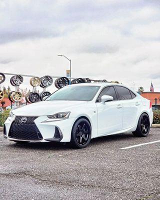 19" staggered vors TR37 IN GLOSS BLACK ON LEXUS IS300