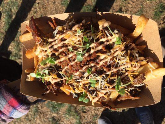 Bacon on pulled pork fries 3/5. too much 5 spice for my liking.