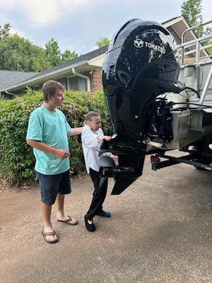 McCurry's Outboard Repair