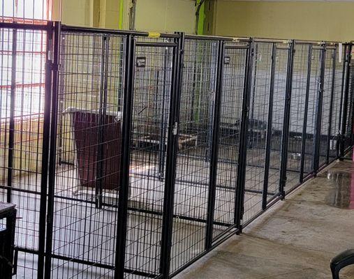 Toy kennel runs 4' x 8' x 6'