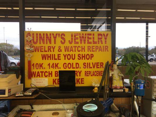 Sunny's Jewelry! Great prices and fast service