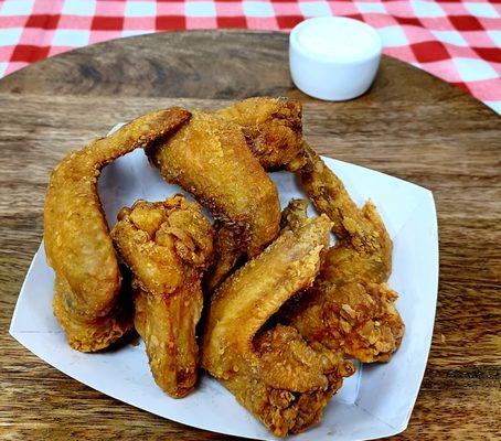 Fried chicken wings