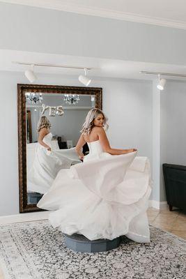 White Wisteria Bridal Boutique