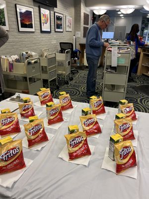 Snacks for 18yy and under every 4pm #centralbranchlibrary #hocolibrary #preservefootprints