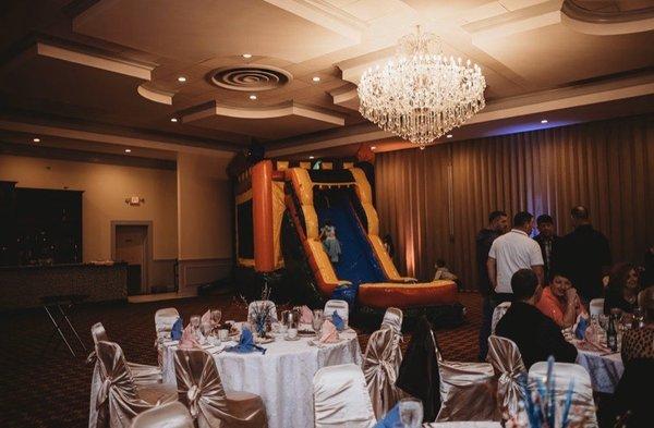 Empire room & bounce house