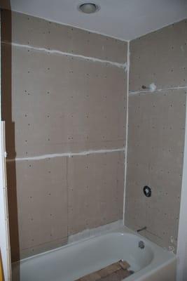 bathtub, before