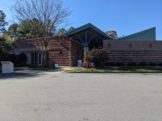 West Boulevard branch of the Charlotte Mecklenburg Library