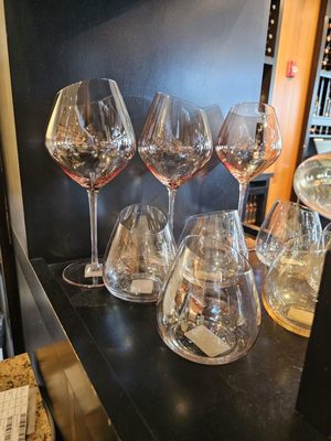 Beautiful stemware and stemless wine glasses