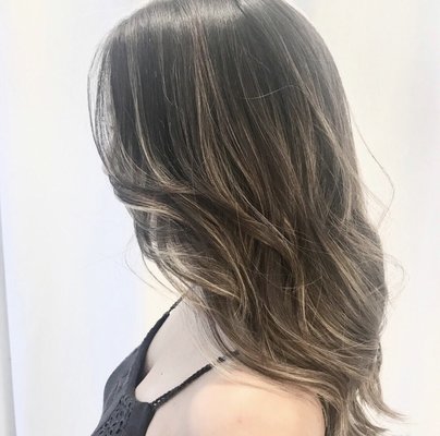 Side Tracks Full Service Salon