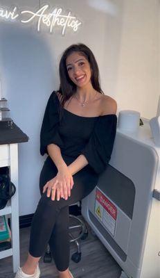 Owner At Davi Aesthetics Laser Lounge, Mariam Mahdavi, an experienced Board-Certified Clinical Aesthetician & Laser  Practitioner