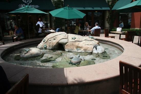 This is a real Peet's Coffee patio just like it could be at Bob Hart Square.