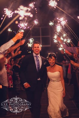 Anacortes, WA - Bride and Groom exit