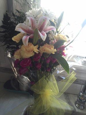 Loose bouquet for $25