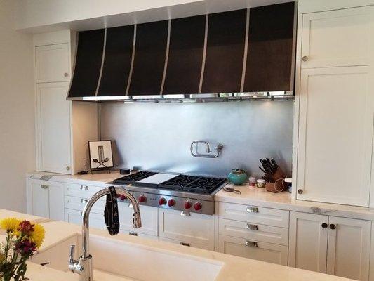 Black & Chrome Kitchen Range Hood