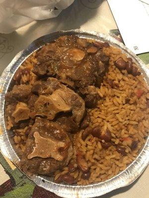 Dry ass rice and they are stingy with the oxtails!