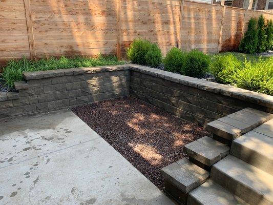 Retaining wall