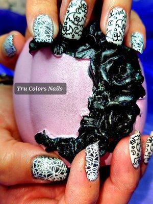 Halloween nail stamping