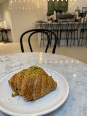 Pistachio croissant