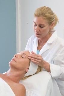 Experience a Relaxing Facial Massage