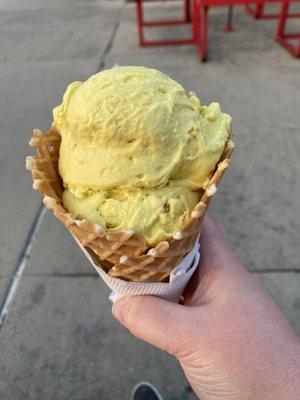 Small waffle cone with Southern Banana Pudding ice cream