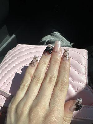 cute nails!!