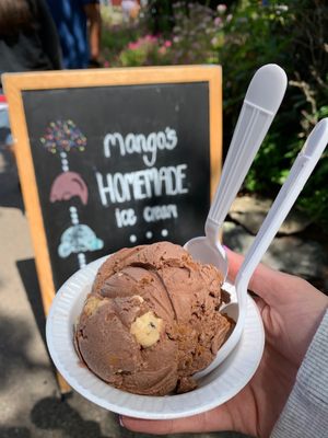 Chocolate peanut butter cookie dough. Yes!